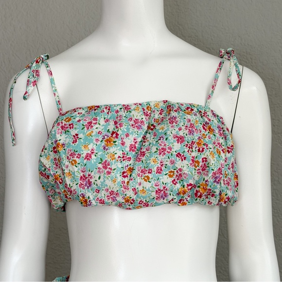 NWT LE LIS Floral 2 Piece Set Crop Top High Waist Mini Skirt Co Ord Small - Picture 6 of 9